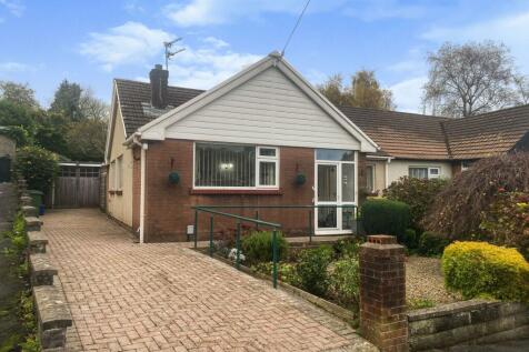 3 bedroom semi-detached bungalow for sale