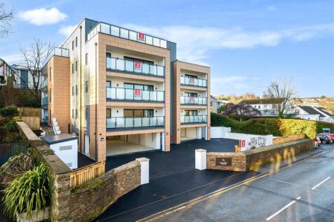 City Road, Truro 3 bed apartment for sale