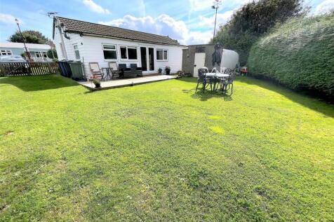 Humberston Fitties, Humberston... 3 bed chalet for sale