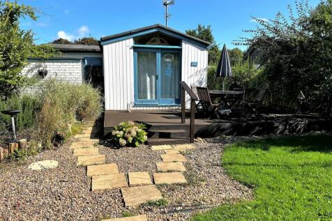 Antony's bank Road,  Humberston... 2 bed chalet for sale