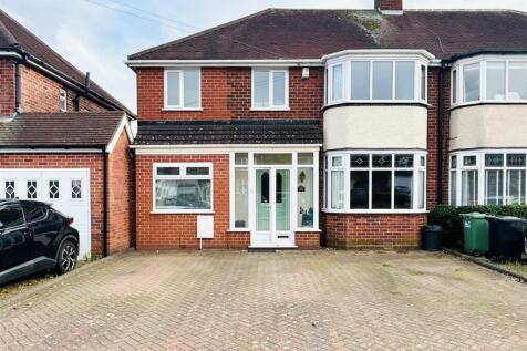 4 bedroom semi-detached house for sale