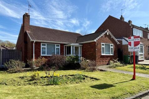 2 bedroom detached bungalow for sale
