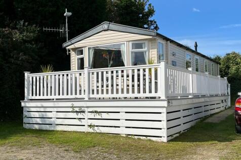 2 bedroom holiday park home for sale