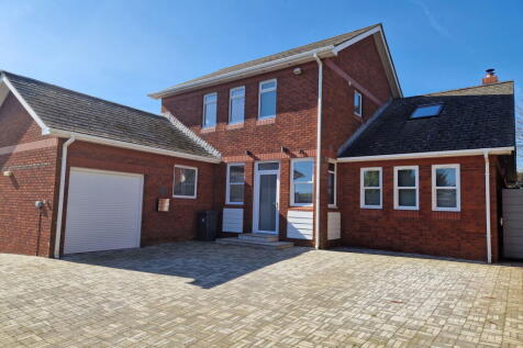Douglas Avenue, Exmouth, EX8 2HG 4 bed detached house for sale