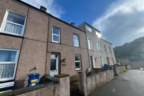 Mount Pleasant, Porthmadog 3 bed terraced house for sale