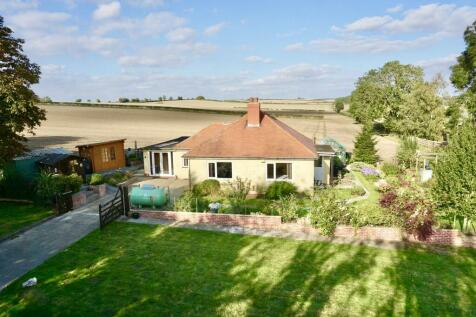 3 bedroom detached bungalow for sale