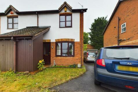 2 bedroom semi-detached house for sale