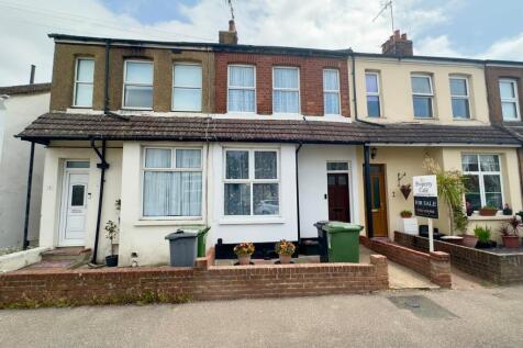 4 bedroom terraced house for sale