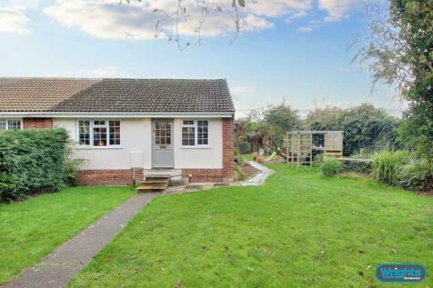 3 bedroom semi-detached bungalow for sale