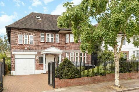 7 bedroom detached house for sale