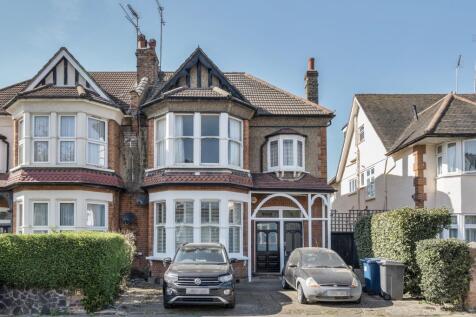 Church Crescent,  Finchley Central,  N3 2 bed flat for sale