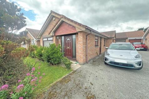 4 bedroom detached bungalow for sale