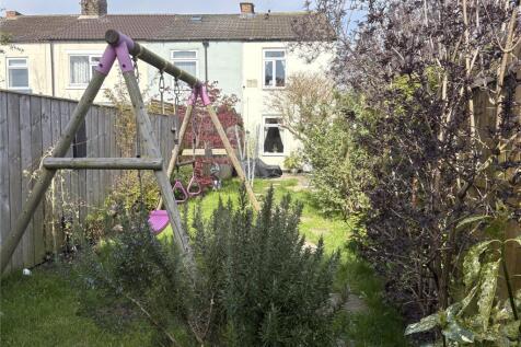 2 bedroom end of terrace house for sale