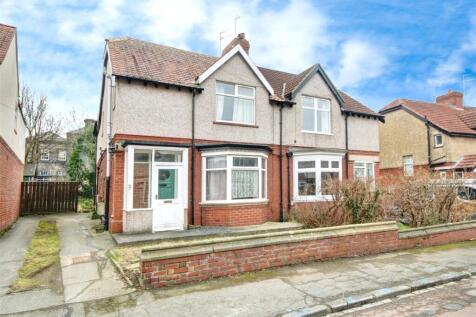 South Crescent, North End, Durham, DH1 3 bed semi