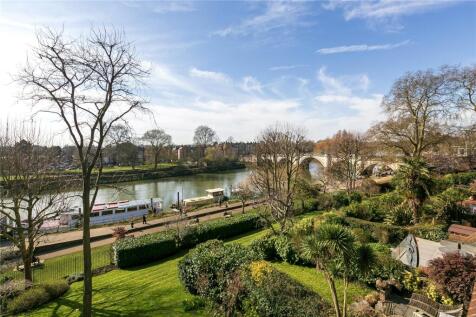 Northumberland Place, Richmond, TW10 4 bed end of terrace house for sale