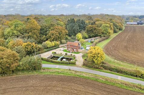 Carters Green, Matching, Harlow... 4 bed property with land for sale