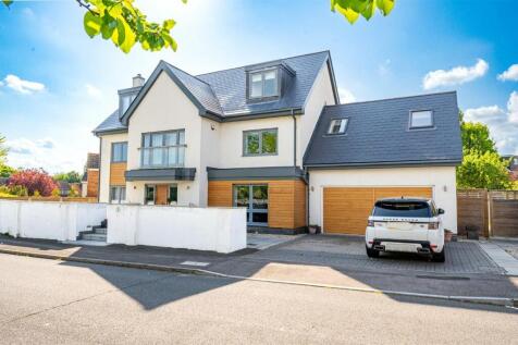 7 bedroom detached house for sale