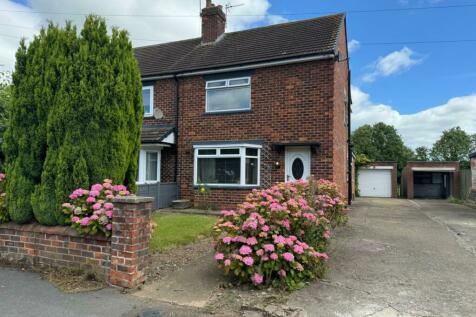 2 bedroom semi-detached house for sale