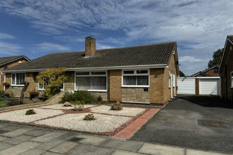 3 bedroom semi-detached bungalow for sale