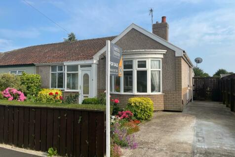 3 bedroom semi-detached bungalow for sale