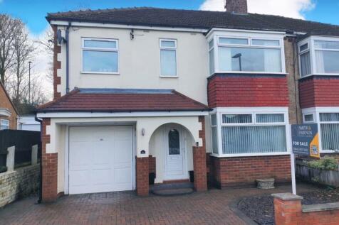 4 bedroom semi-detached house for sale