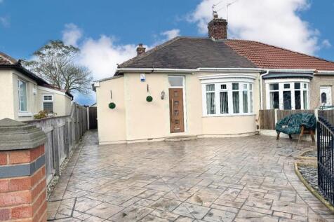 2 bedroom semi-detached bungalow for sale