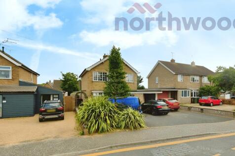 Wroxham Road, Sprowston Norwich, NR7 3 bed detached house for sale