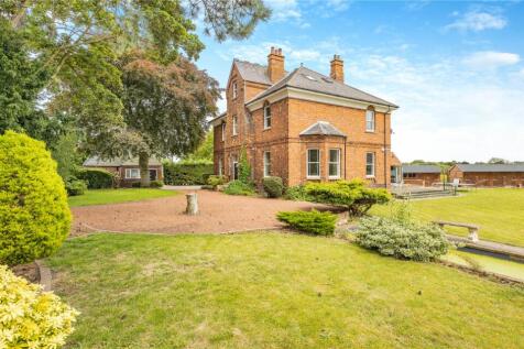 The Vicarage, 1 Main Street, Torksey... 8 bed detached house for sale