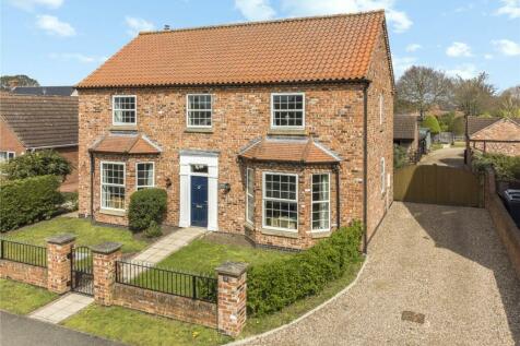 5 bedroom equestrian property for sale