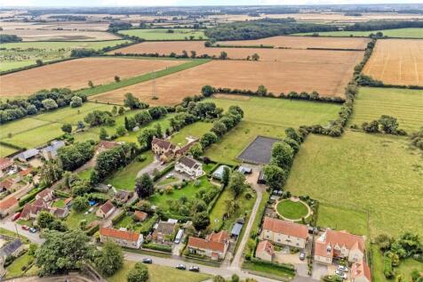 April Cottage, Aisby, Grantham... 3 bed equestrian property for sale