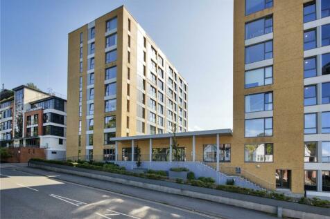 London Road, Sevenoaks, Kent, TN13 2 bed apartment for sale
