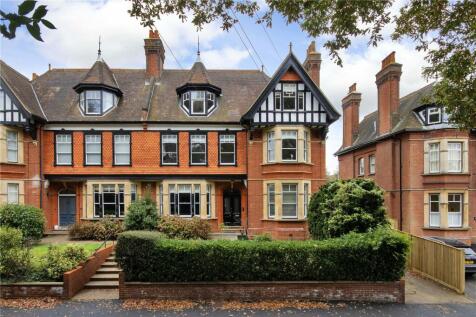 Dry Hill Park Road, Tonbridge, Kent... 6 bed semi