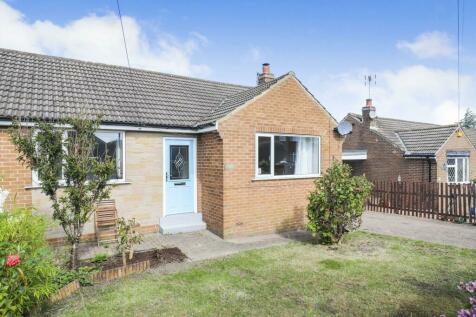 2 bedroom semi-detached bungalow for sale