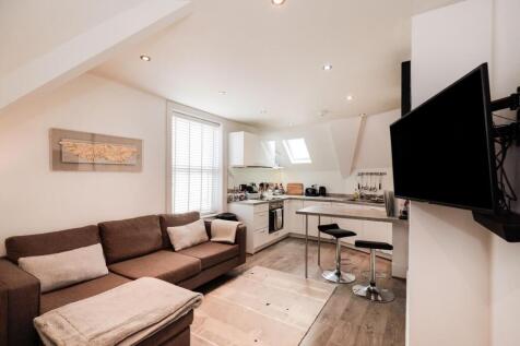 Mayfield Grove, Harrogate, HG1 5HD 2 bed apartment for sale