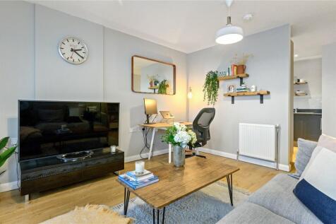 Queensland Road, London, N7 1 bed apartment for sale