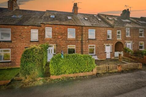 4 bedroom terraced house for sale