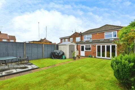 Anthea Drive, Huntington, York, YO31 9DB 4 bed detached house for sale