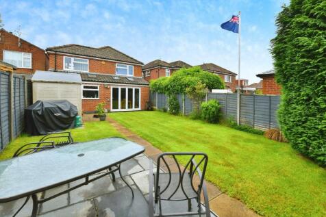 Anthea Drive, Huntington, York, YO31 9DB 4 bed detached house for sale