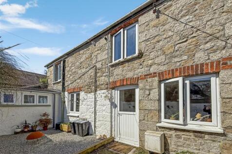 2 bedroom detached house for sale