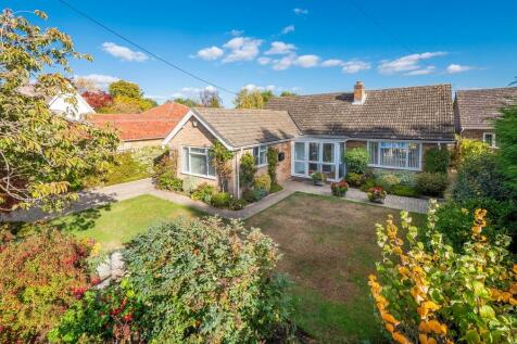 3 bedroom detached bungalow for sale