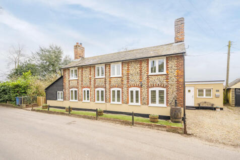 4 bedroom cottage for sale