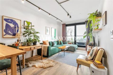 Lawrence Road, London, N15 2 bed apartment for sale