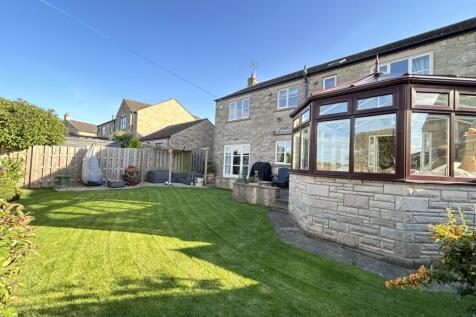 Nickleby Close, Barnard Castle DL12 4 bed detached house for sale