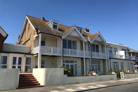 The Marina, Deal CT14 2 bed flat for sale