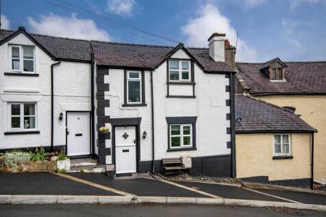 2 bedroom cottage for sale