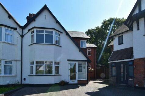 4 bedroom semi-detached house for sale