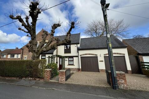 Charlcote Crescent, East Boldon 5 bed detached house for sale