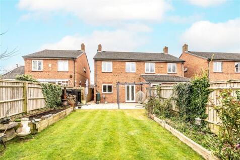 3 bedroom semi-detached house for sale