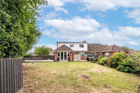 4 bedroom semi-detached house for sale