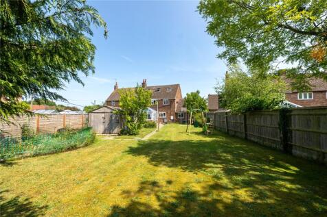 4 bedroom semi-detached house for sale
